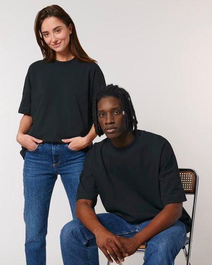 T-Shirt Unisex Oversized by Candice Breitz | "The Tomer"