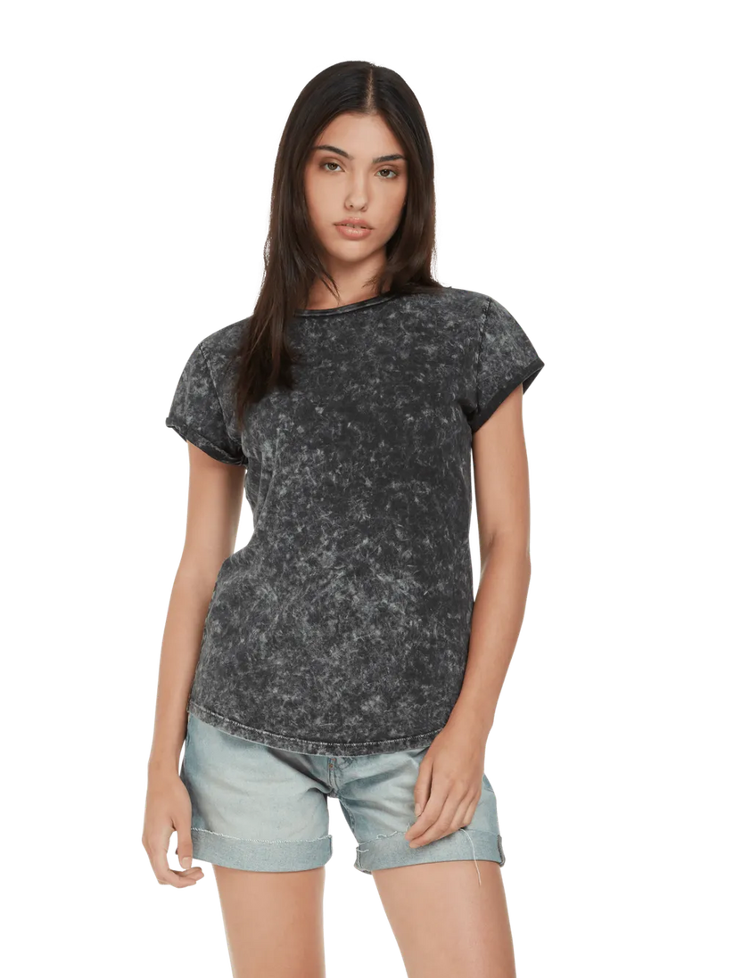 T-Shirt Frauen mit gerollten Ärmeln