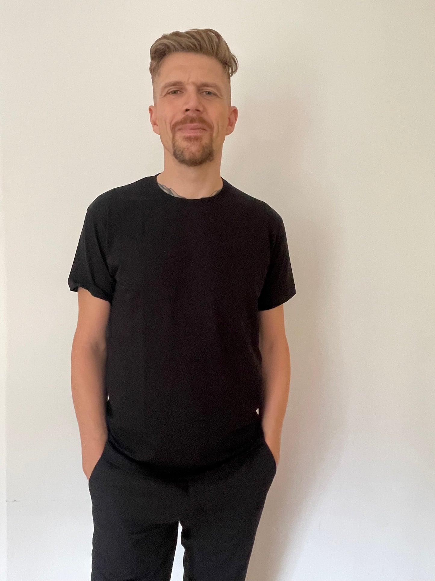 T-Shirt Unisex FAIR+ aus europäischer Arbeiterinnen-Kooperative